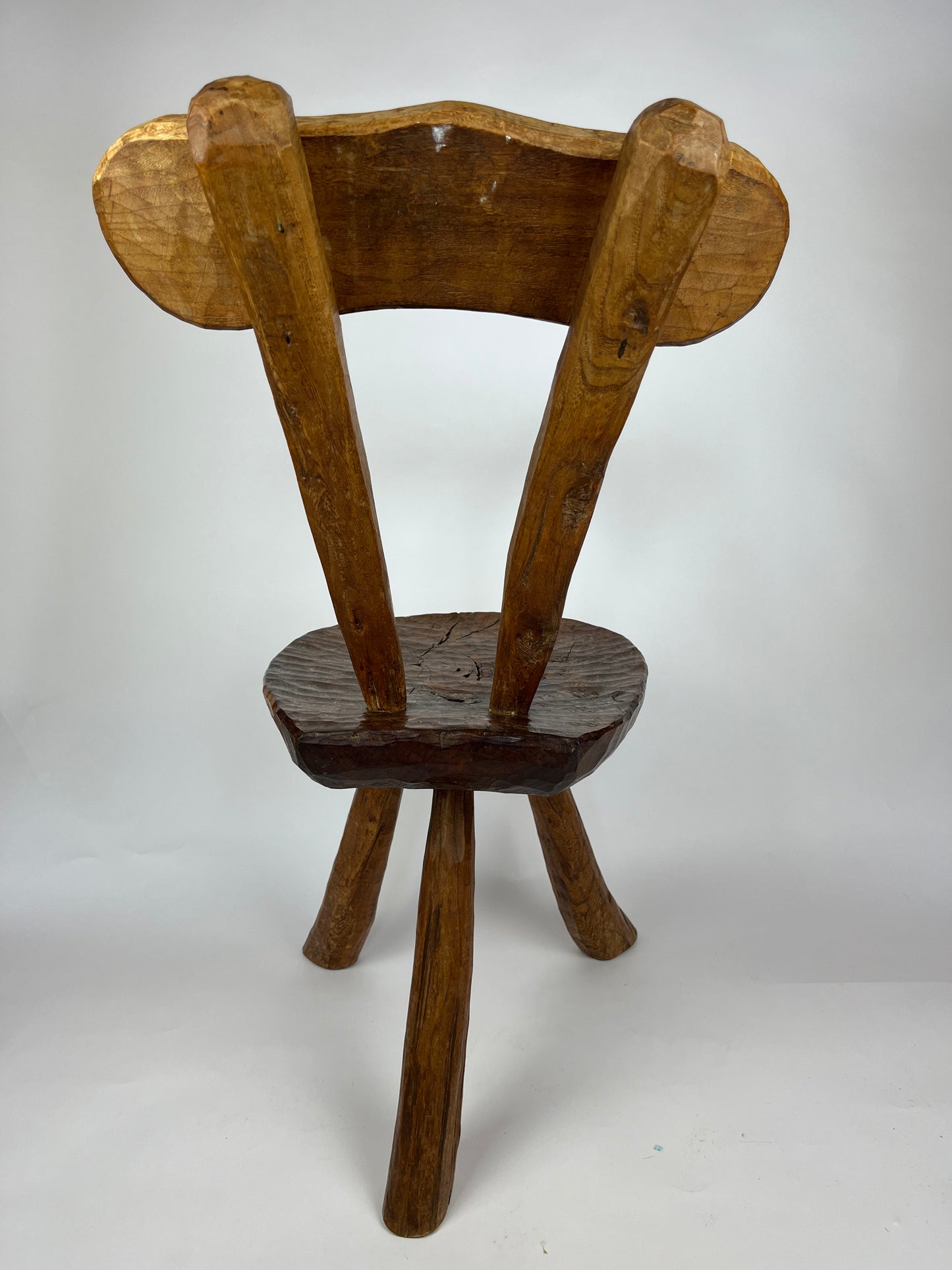 VINTAGE ELM MILKING STOOL